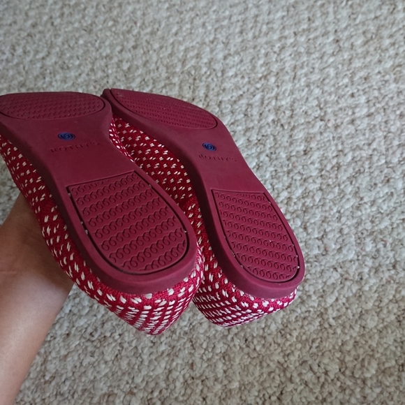 Rothy's The Point Red Apple Honeycomb Knit Flats size 9 - Picture 8 of 12